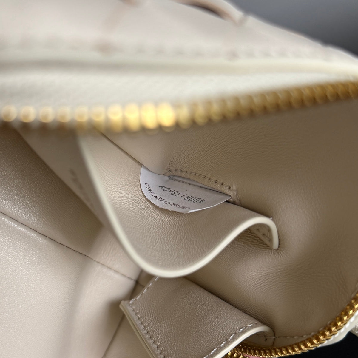 Bottega Veneta 794258 Black Pouch Bag - detail image 8