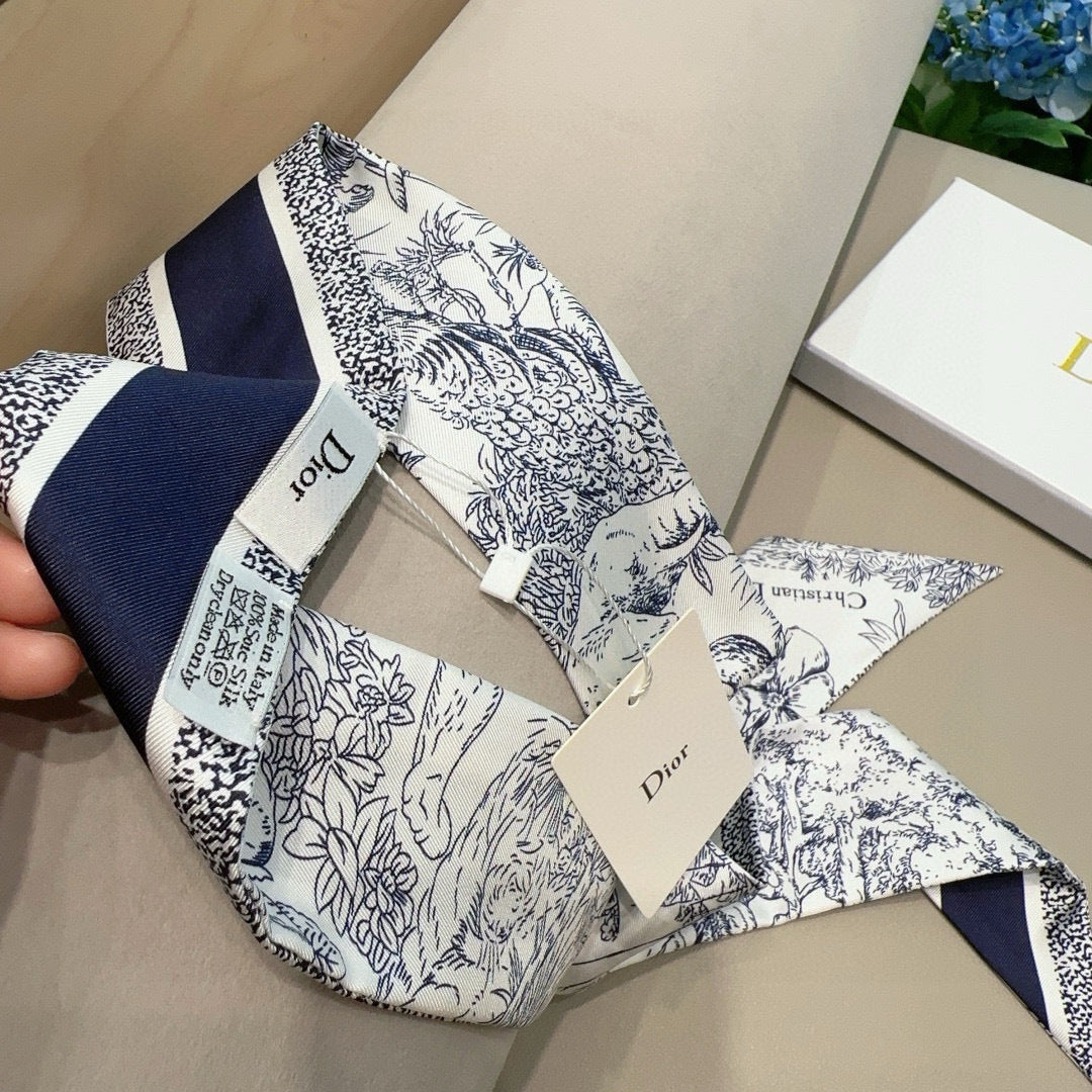 DIOR TWILLY 100 CM IN SILK 714372