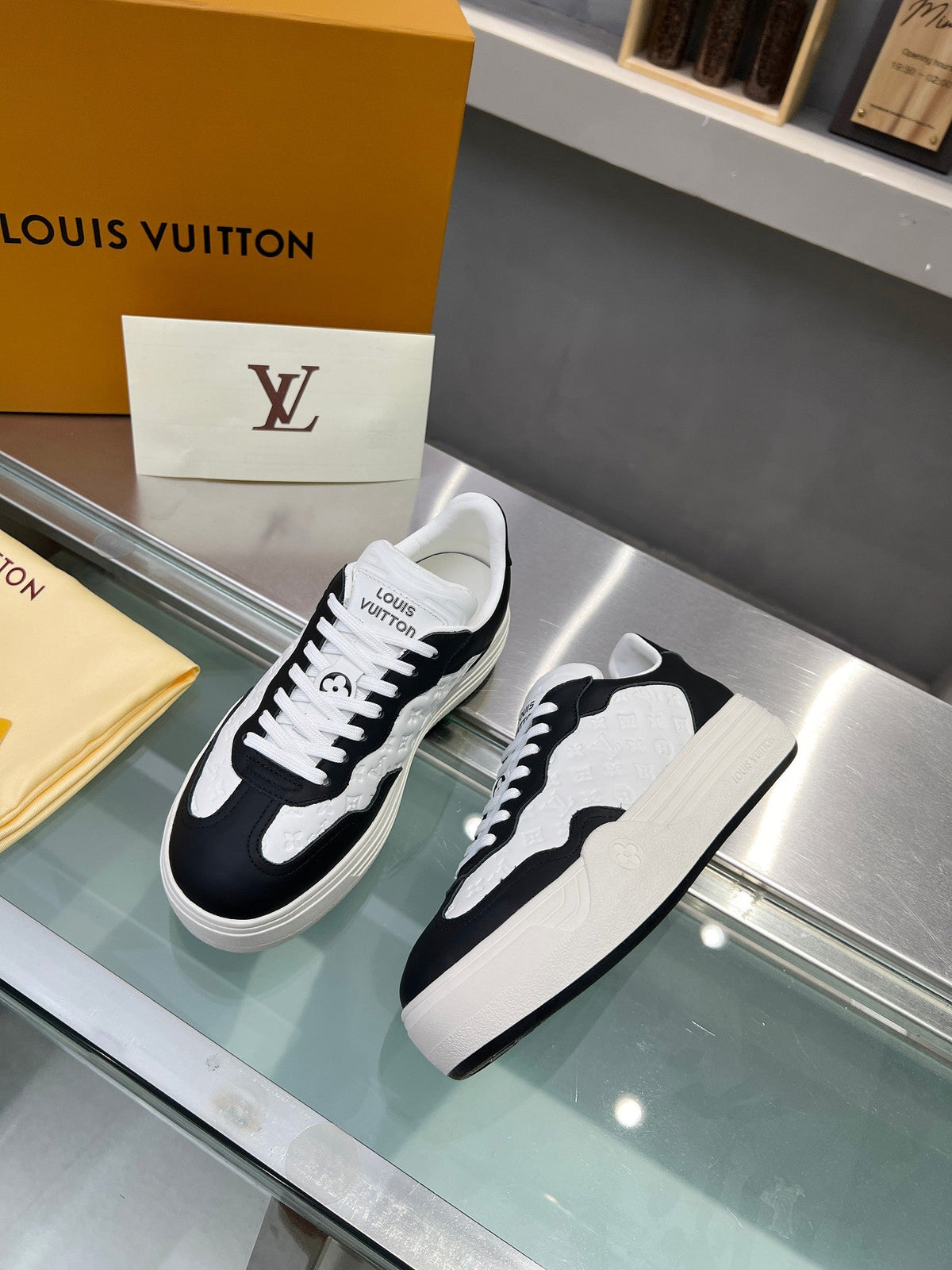 LOUIS VUITTON LV WOMEN GROOVY PLATFORM IN WHITE MIX BLACK EMBOSSED CALFSKIN