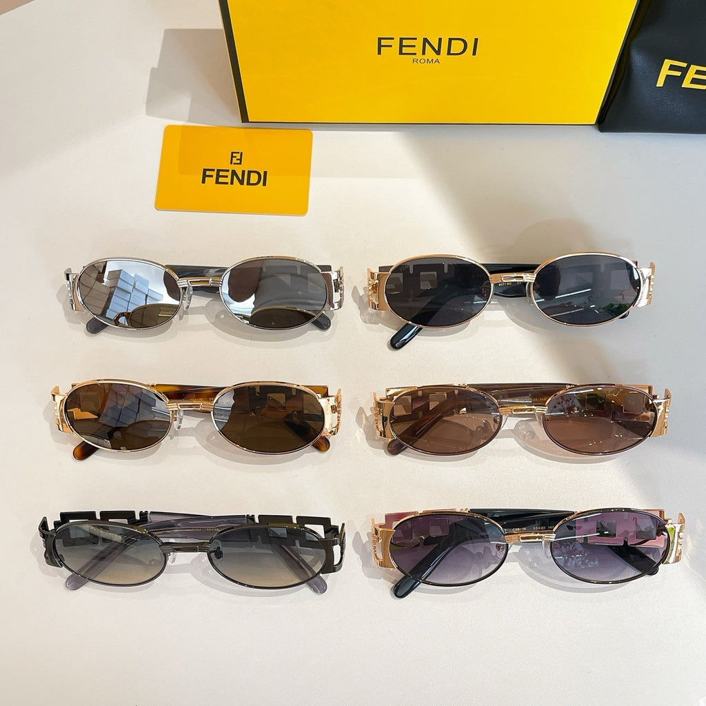 FIRST CRYSTAL OVAL FRAME SUNGLASSES 7067 IN METAL