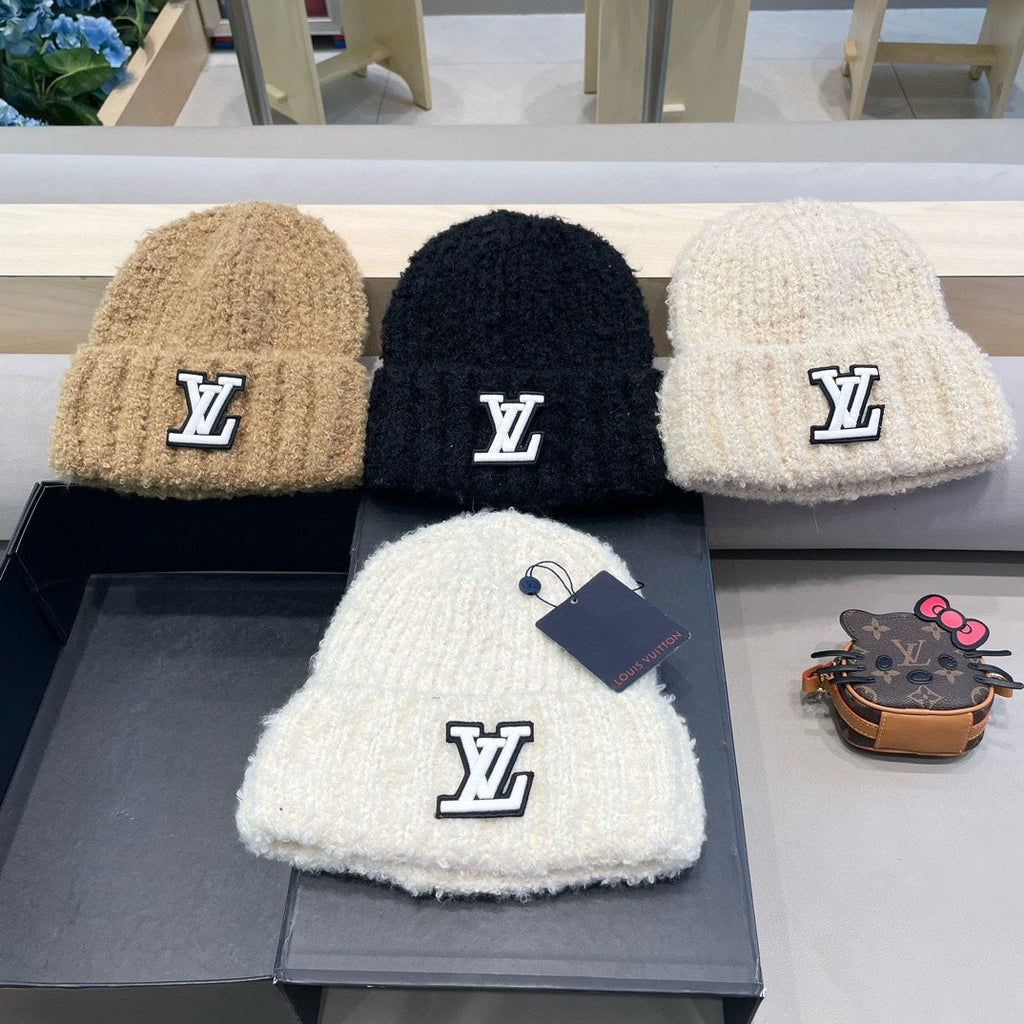 LOUIS VUITTON KNITTED BEANIE HAT IN BLACK WOOL 421268