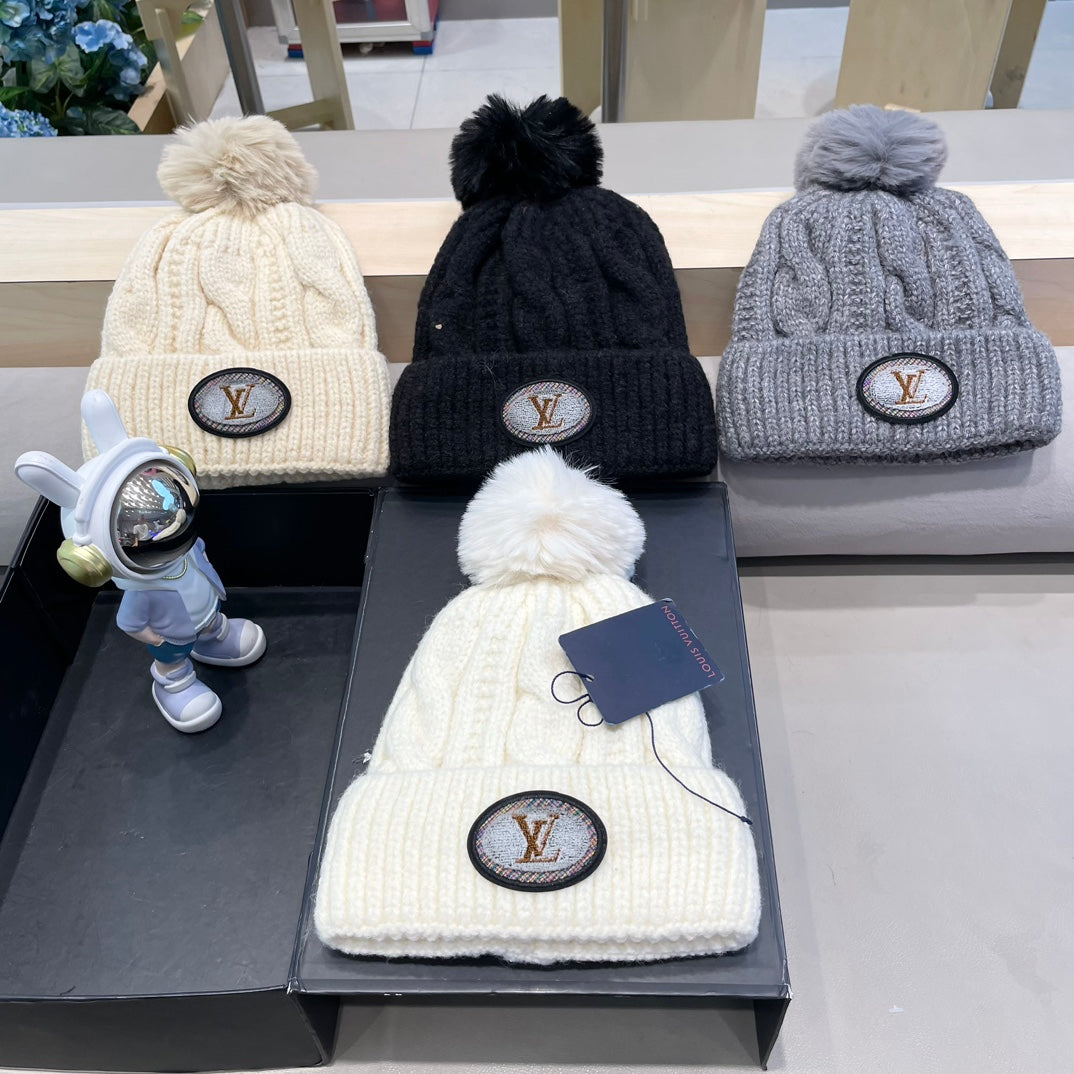 LOUIS VUITTON BEANIE HAT IN GRAY WOOL 433485