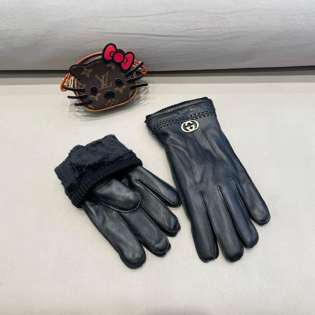 GUCCI GLOVES IN BLACK LAMBSKIN 444432