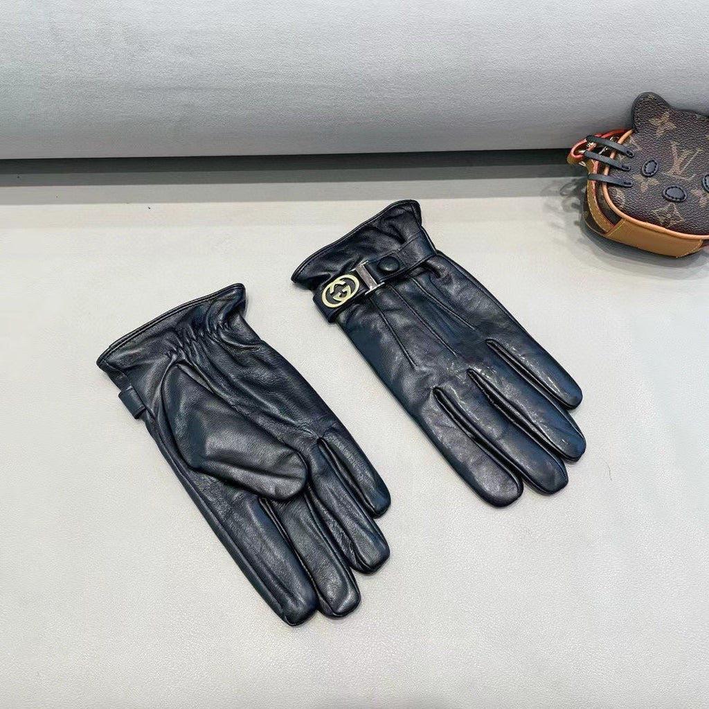 GUCCI TOUCHSCREEN GLOVES IN BLACK LAMBSKIN 454568