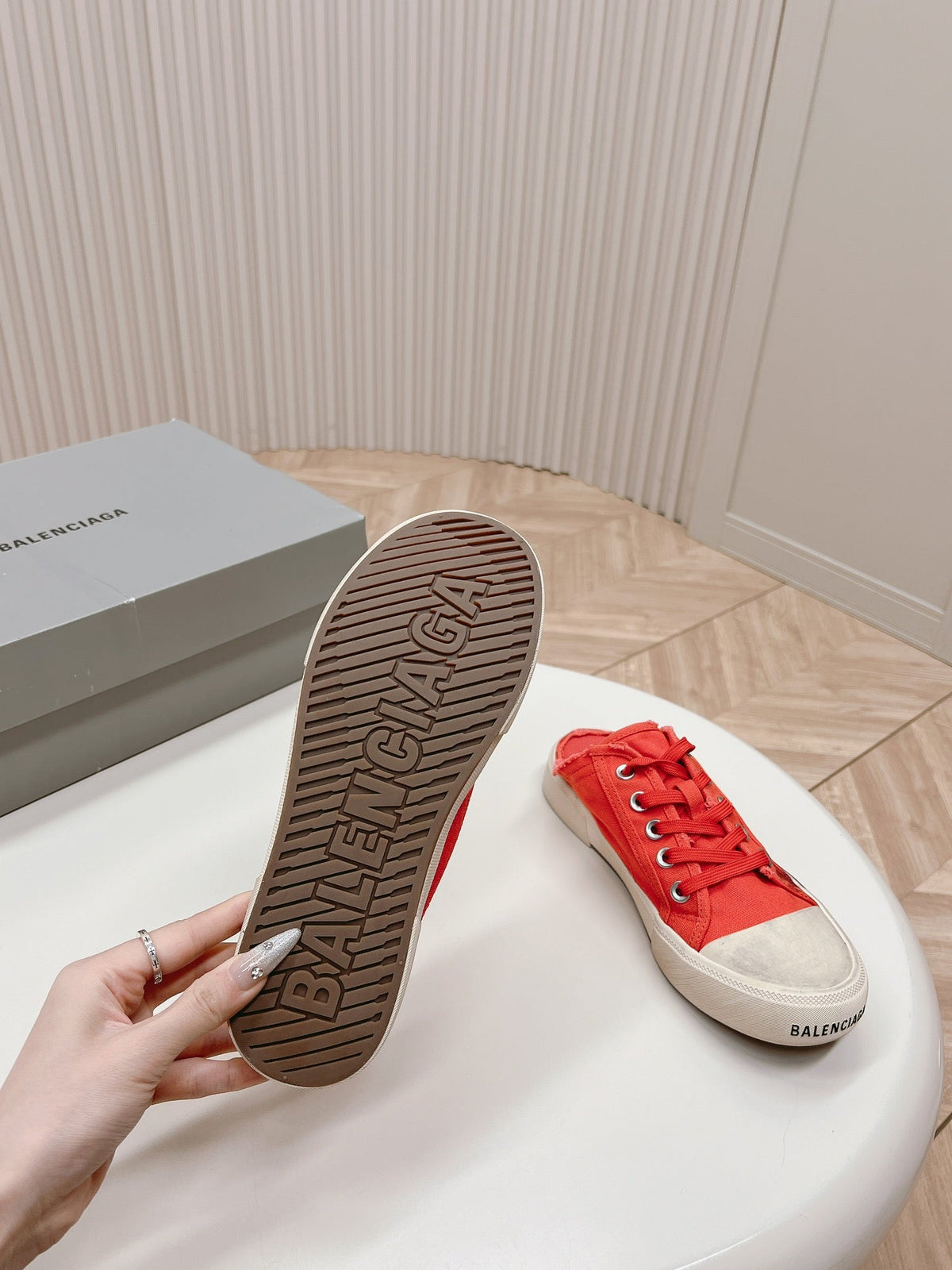 BALENCIAGA SNEAKER MULES IN RED CANVAS GRAFFITI LOGO
