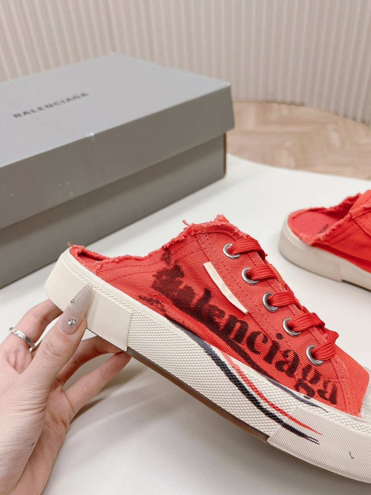 BALENCIAGA SNEAKER MULES IN RED CANVAS GRAFFITI LOGO