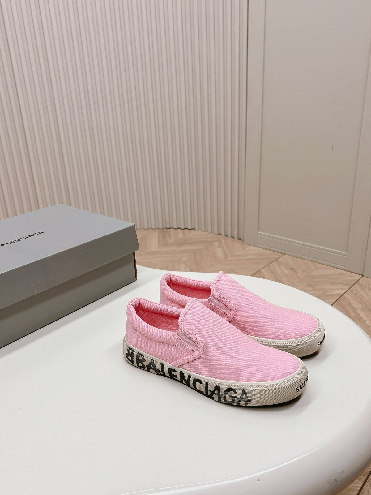 BALENCIAGA SLIP-ON SNEAKERS GRAFFITI IN PINK CANVAS
