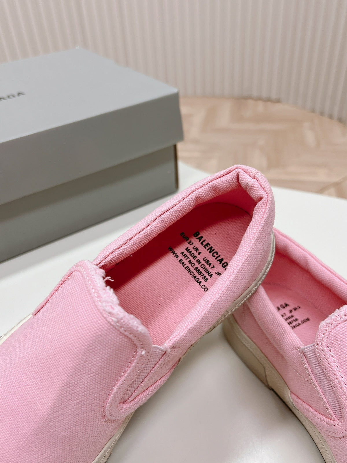 BALENCIAGA SLIP-ON SNEAKERS GRAFFITI IN PINK CANVAS