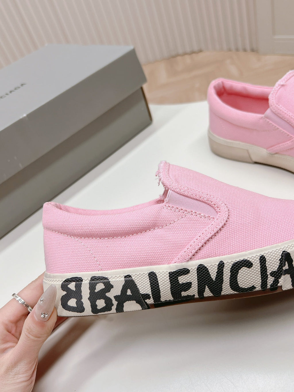 BALENCIAGA SLIP-ON SNEAKERS GRAFFITI IN PINK CANVAS