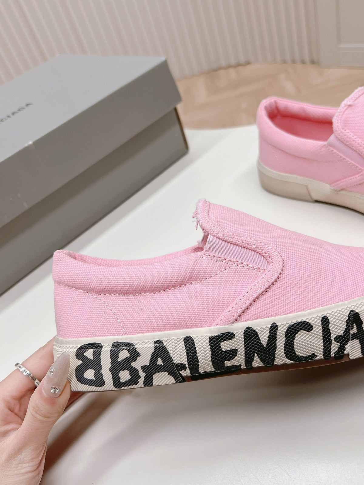BALENCIAGA SLIP-ON SNEAKERS GRAFFITI IN PINK CANVAS