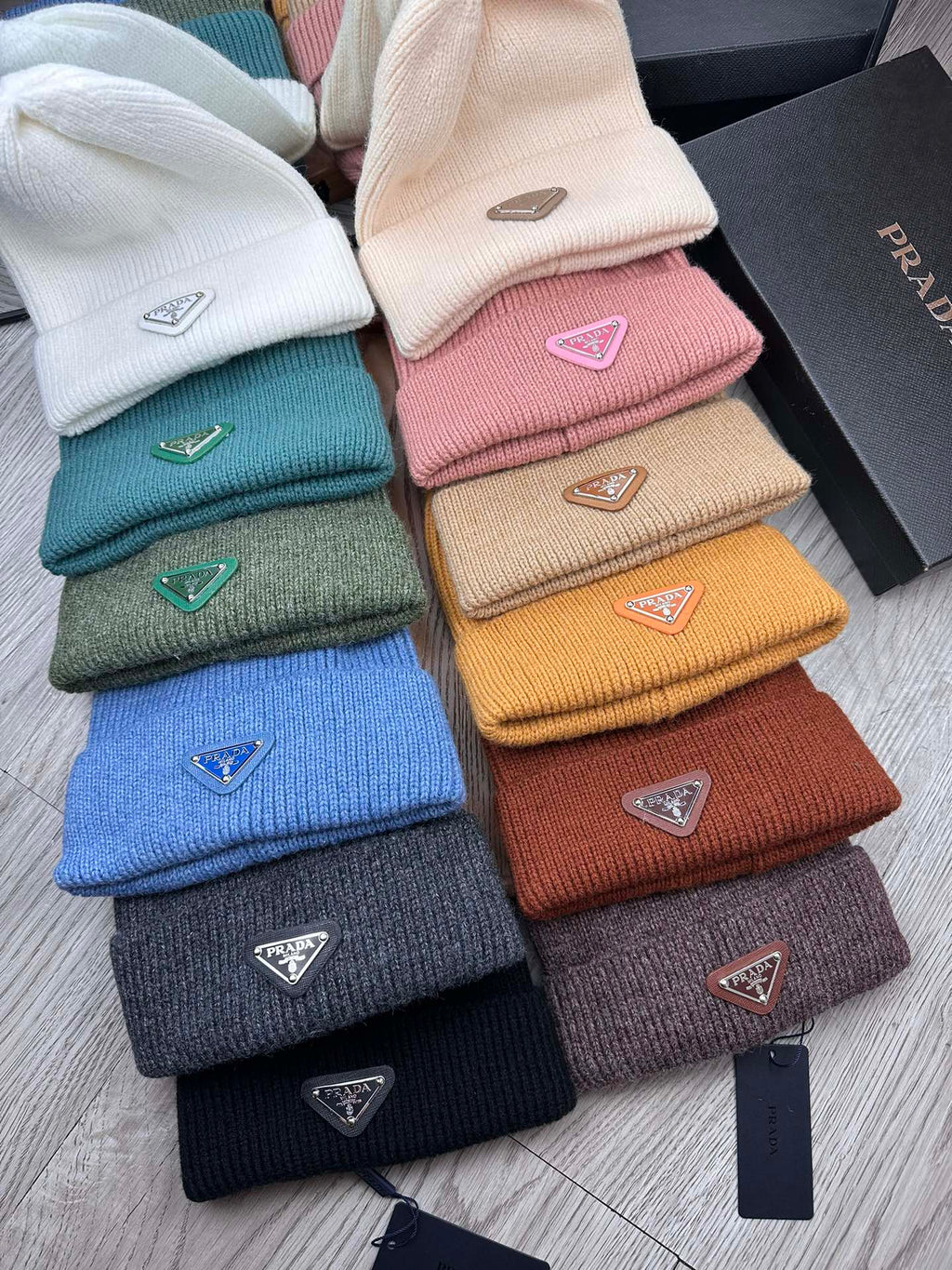 PRADA BEANIE HAT IN WHITE WOOL 332394