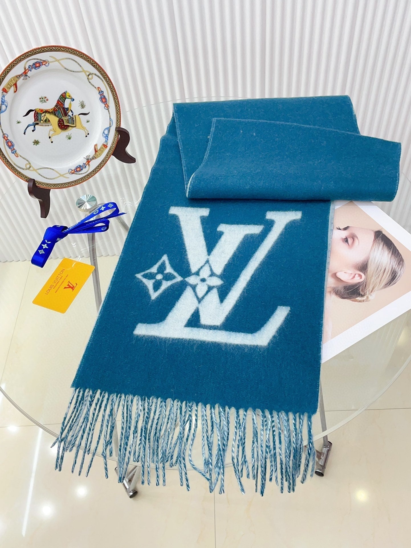 LOUIS VUITTON SMASH SCARF 210 CM IN ELECTRIC BLUE WOOL 390964