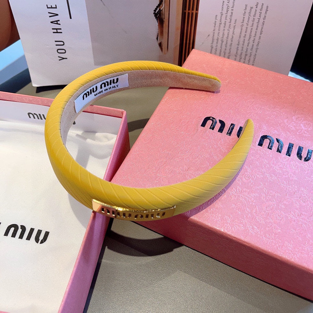 THICK HEADBAND IN YELLOW DIAGONAL LEATHER 425478