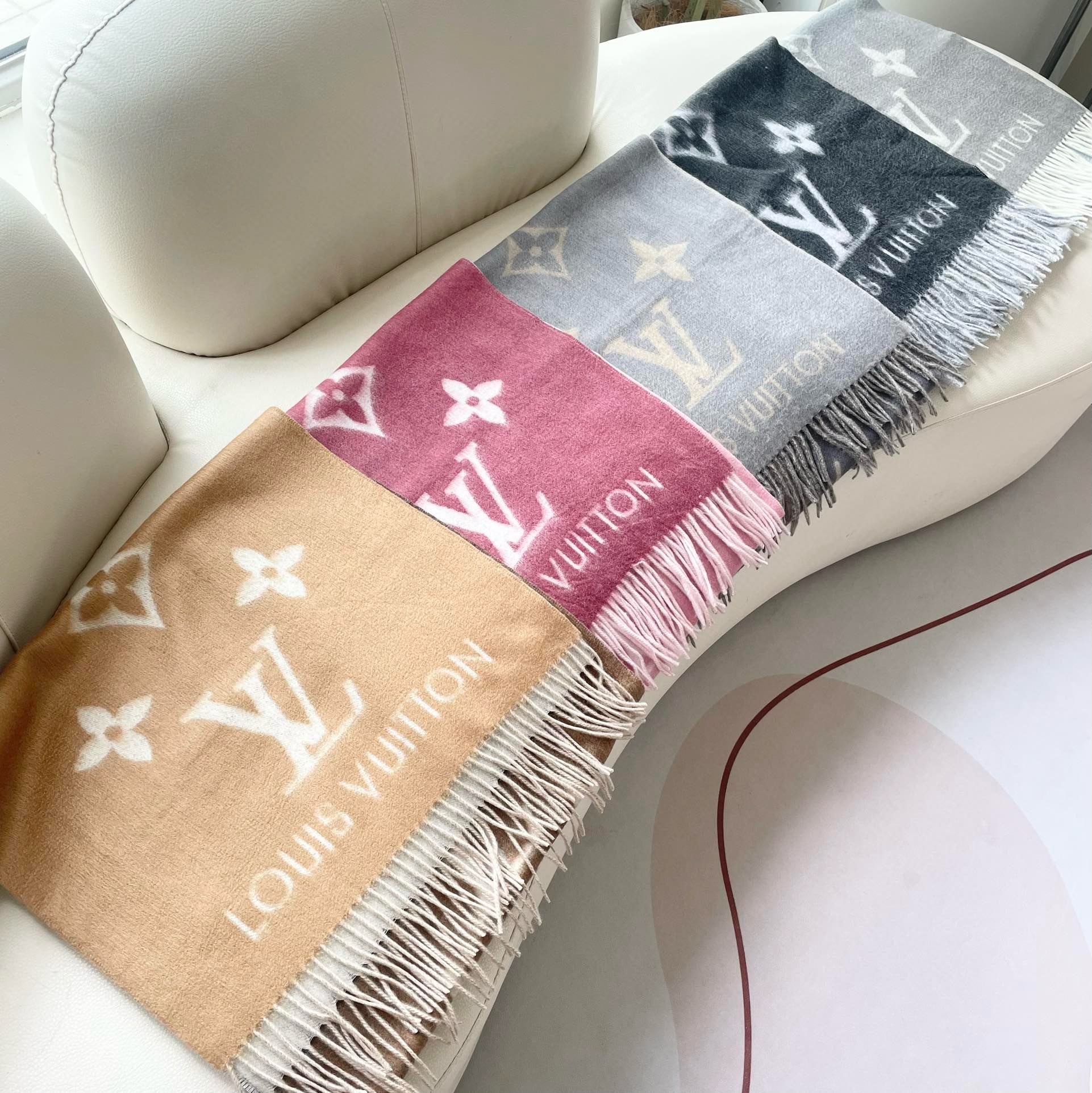 LOUIS VUITTON REYKJAVIK GRADIENT SCARF 220 CM IN CHOCOLATE MIX COPPER BROWN CASHMERE 399738