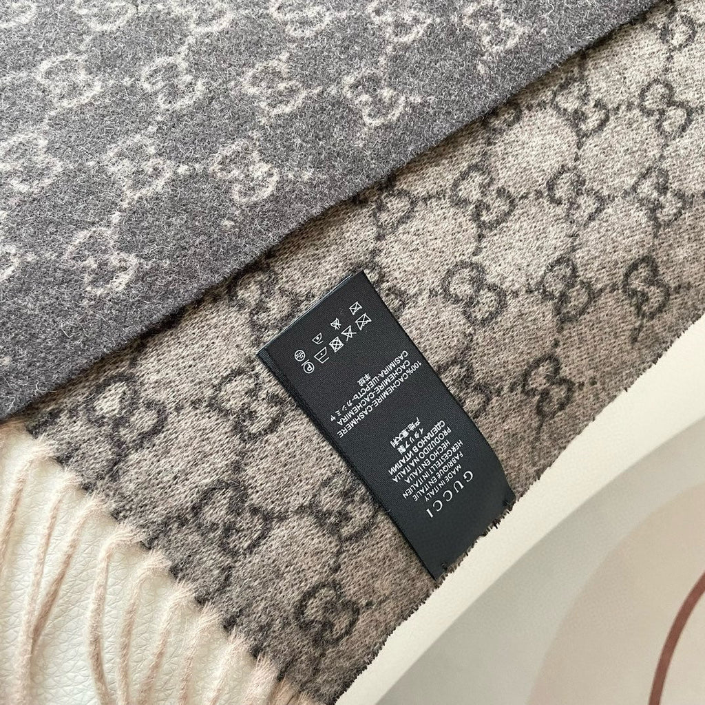 GUCCI SCARF 200 CM IN DARK BROWN MONOGRAM CASHMERE 399765