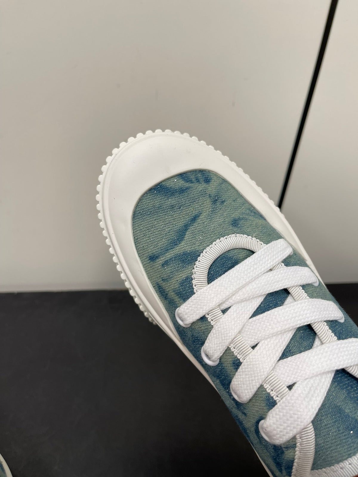 LORO PIANA CLASSIC BISCUIT SNEAKER SAPPHIRE CALFSKIN
