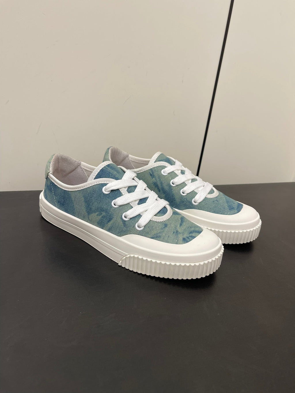 LORO PIANA CLASSIC BISCUIT SNEAKER SAPPHIRE CALFSKIN