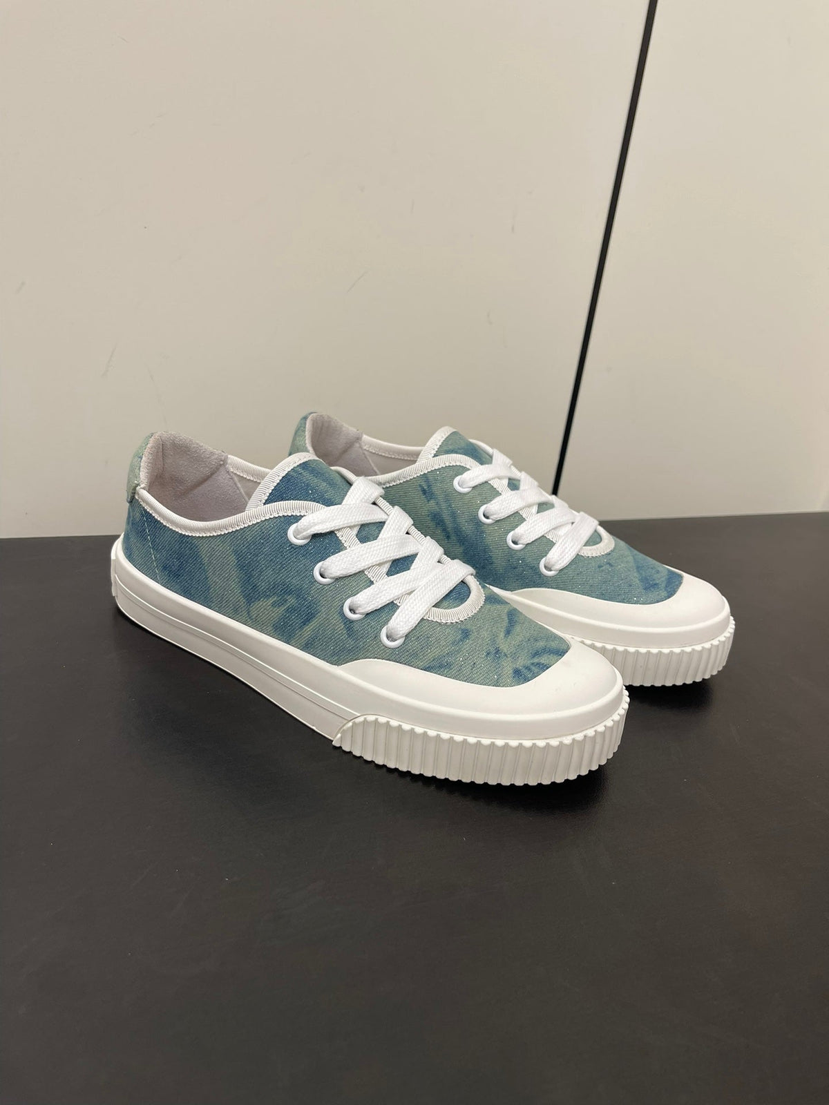 LORO PIANA CLASSIC BISCUIT SNEAKER SAPPHIRE CALFSKIN