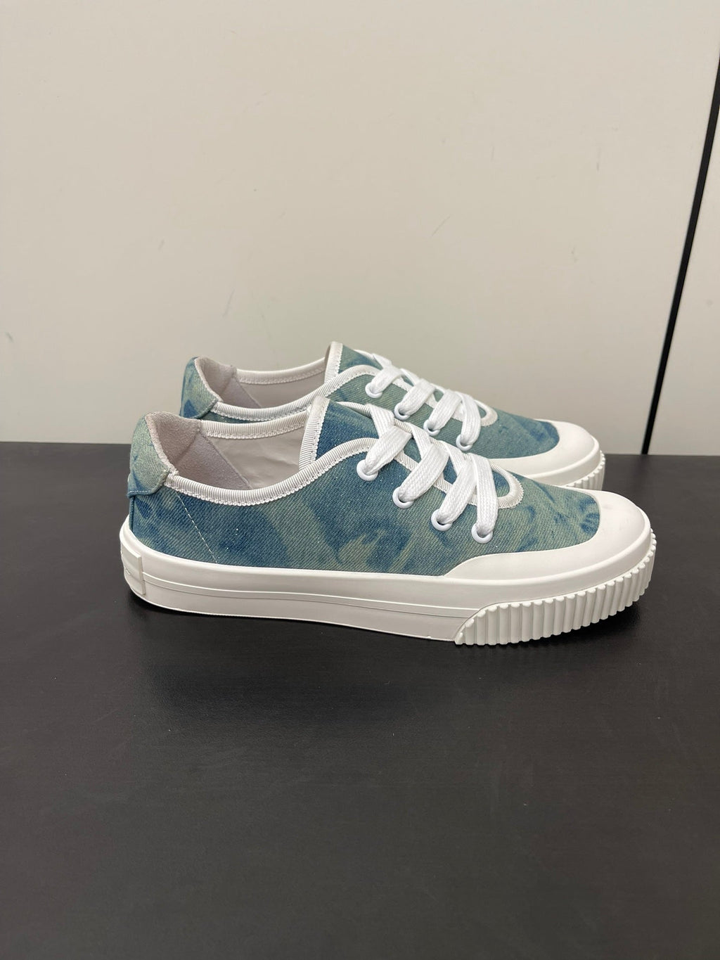 LORO PIANA CLASSIC BISCUIT SNEAKER SAPPHIRE CALFSKIN