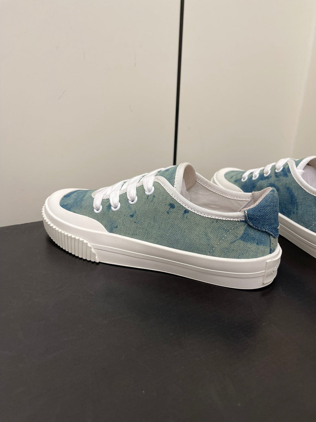 LORO PIANA CLASSIC BISCUIT SNEAKER SAPPHIRE CALFSKIN
