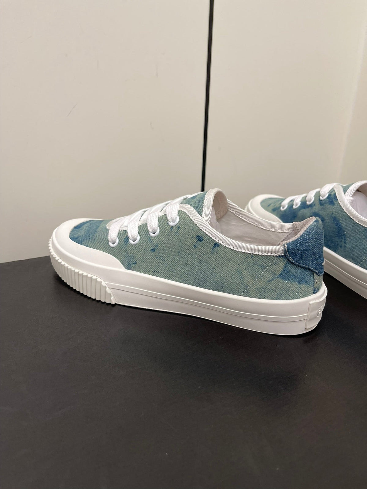 LORO PIANA CLASSIC BISCUIT SNEAKER SAPPHIRE CALFSKIN