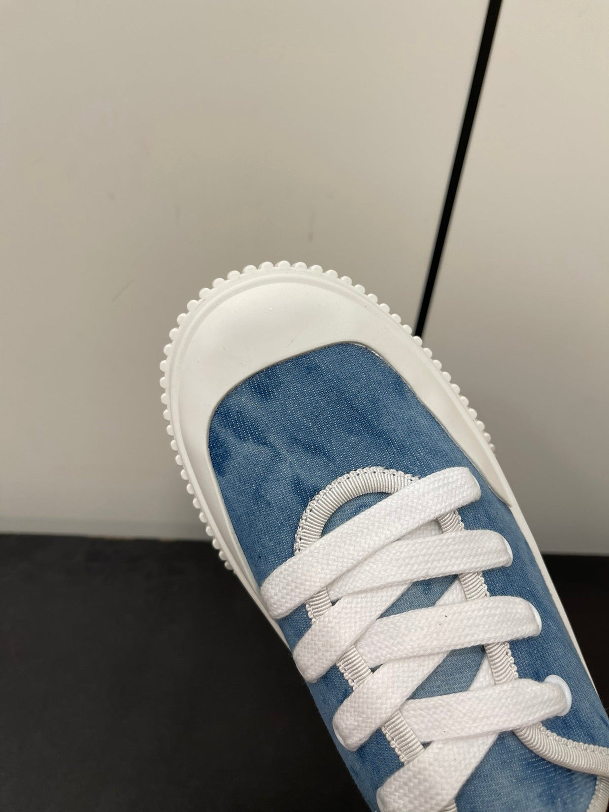 LORO PIANA CLASSIC BISCUIT SNEAKER SKY CALFSKIN
