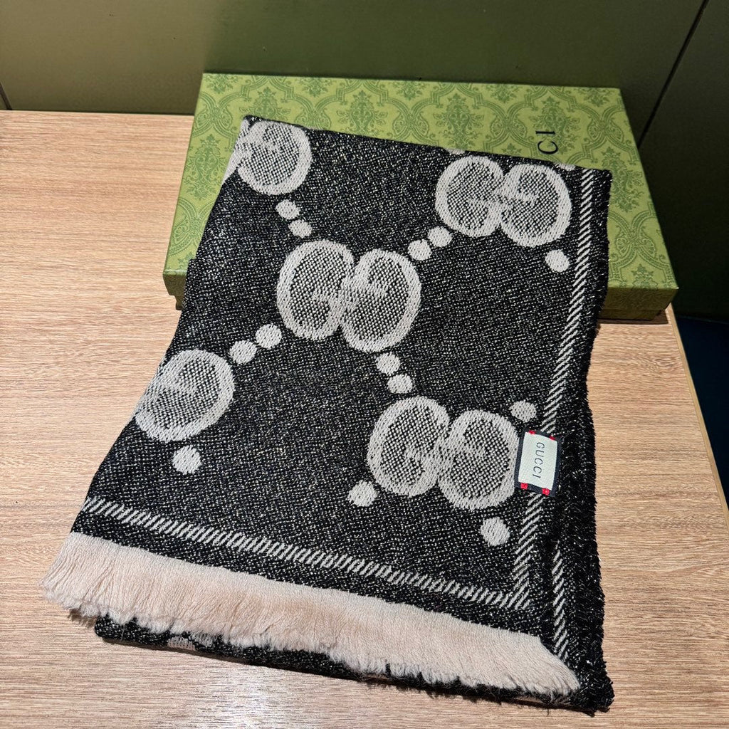 GUCCI SCARF 195 CM IN BLACK AND LIGHT GRAY WOOL LAMÉ JACQUARD 403977