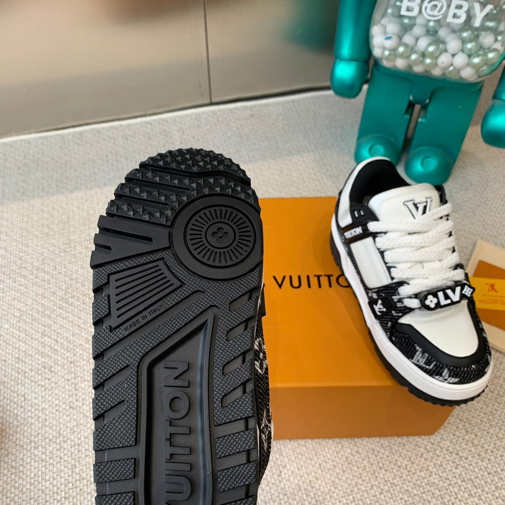 LOUIS VUITTON LV TRAINER MAXI SNEAKER IN WHITE MIX BLACK CALFSKIN