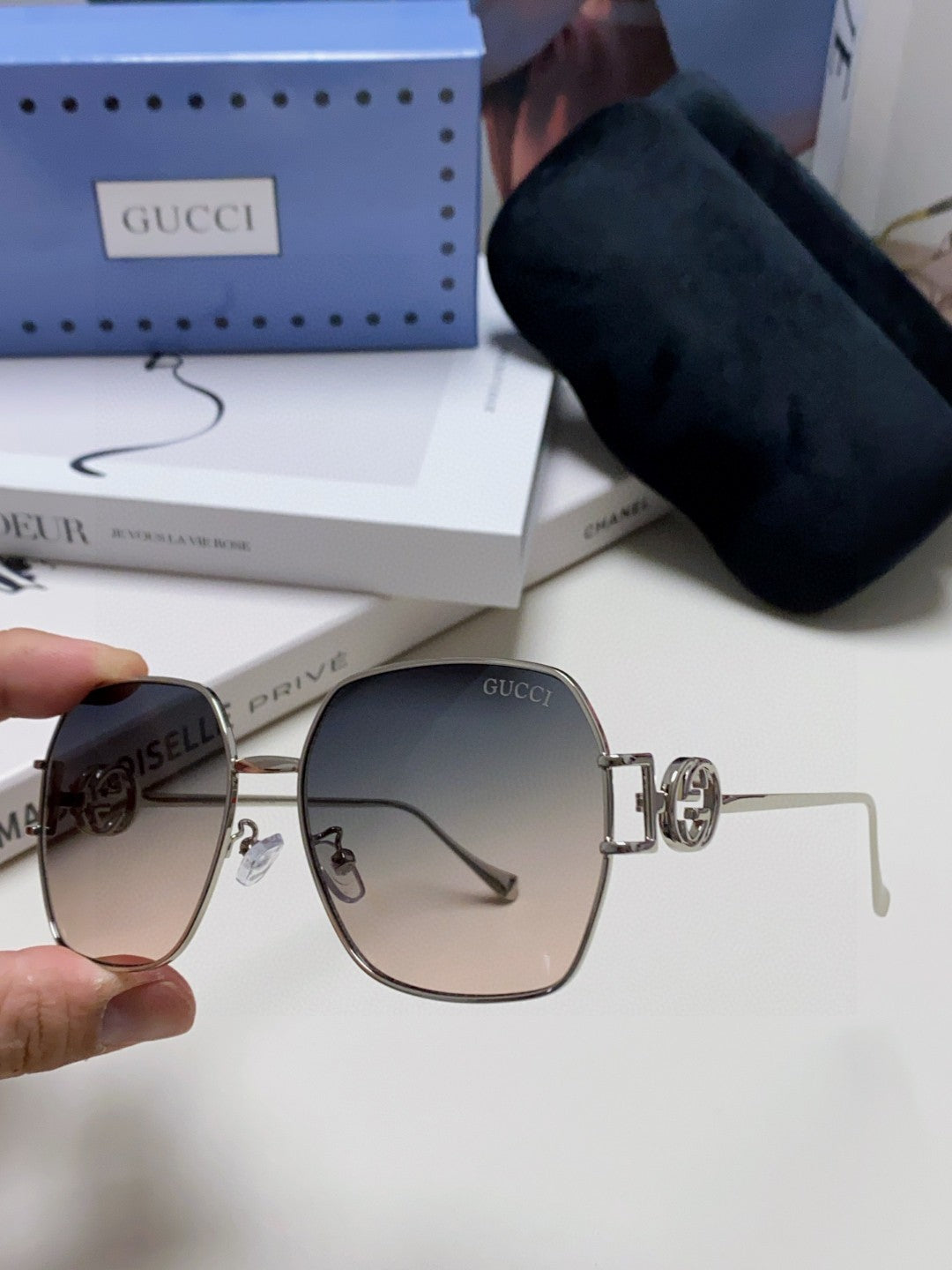SQUARE FRAME SUNGLASSES 570217 IN METAL
