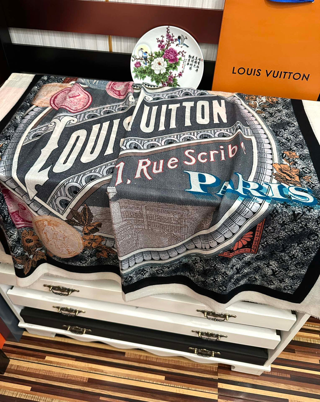 LOUIS VUITTON SCARF MALLES MERVEILLEUSES 200 CM IN COLORFUL CASHMERE 400067