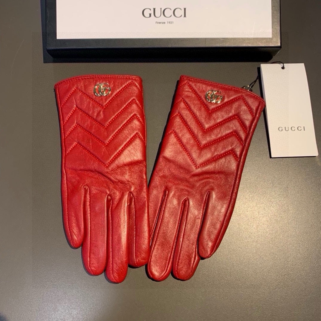 GUCCI TOUCHSCREEN GLOVES IN RED LAMBSKIN AND FABRIC LINING 463860