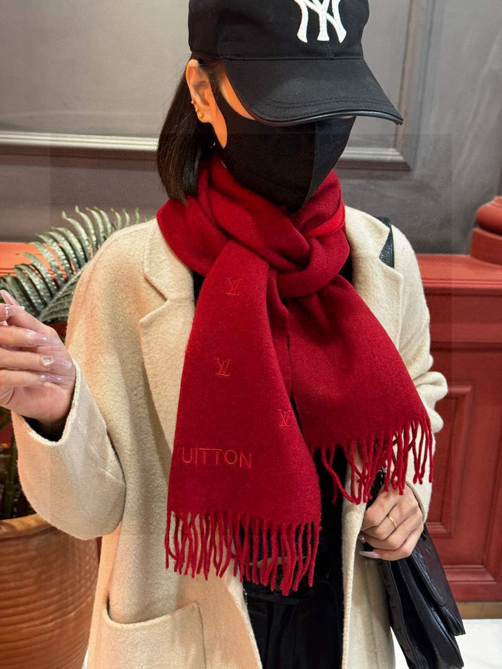 LOUIS VUITTON LV SCARF 180 CM IN CASHMERE 730574