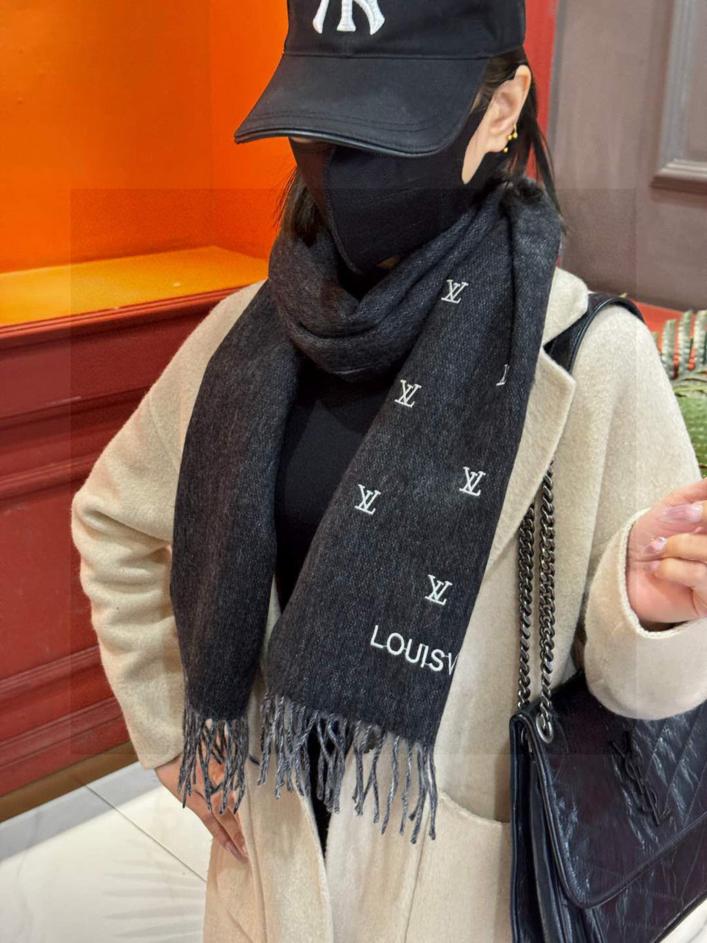 LOUIS VUITTON LV SCARF 180 CM IN CASHMERE 730575
