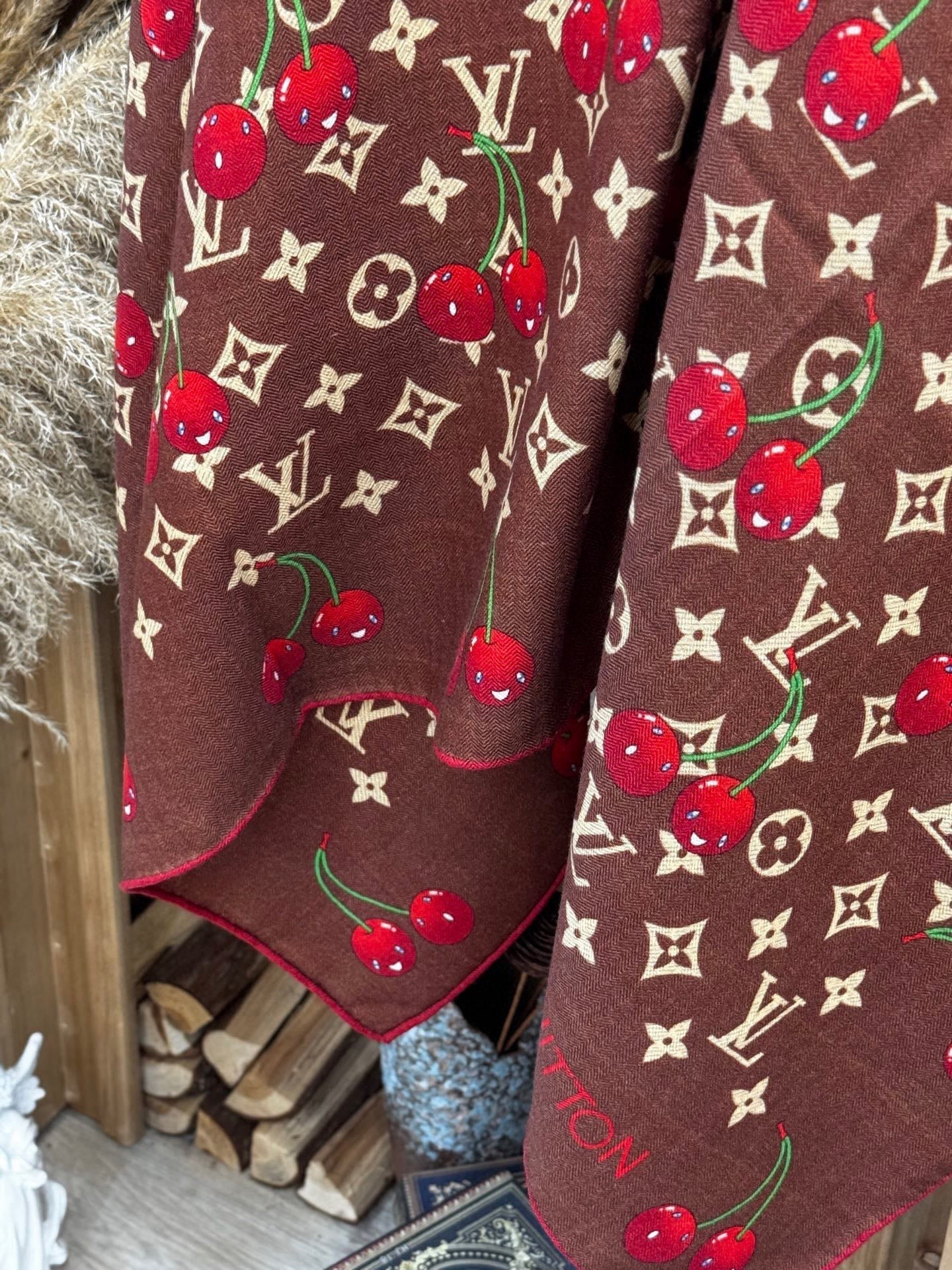 LOUIS VUITTON LV SCARF 140 CM IN WOOL MIX SILK 737265