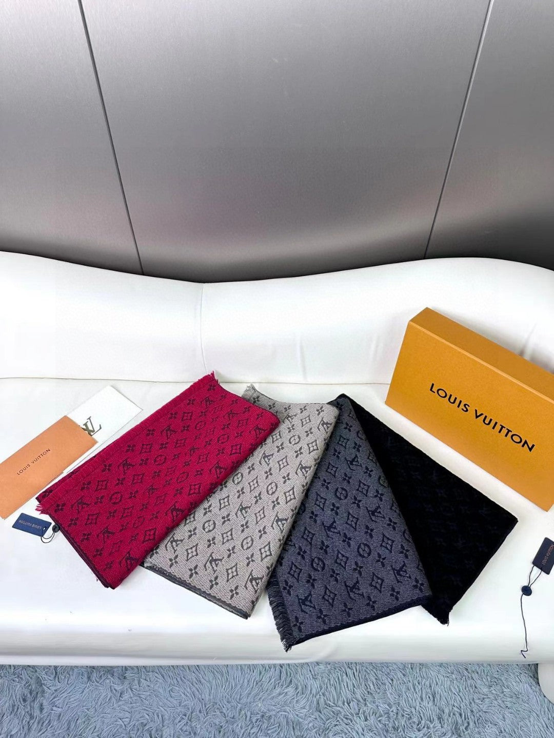 LOUIS VUITTON SCARF 180 CM IN PRUSSIAN BLUE CLASSIC MONOGRAM CASHMERE 396439