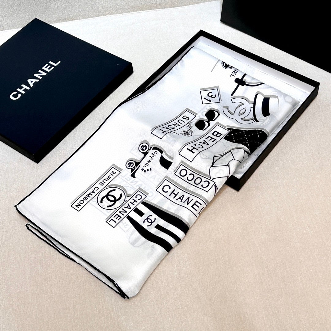 CHANEL 25S SCARF 90 IN SILK 729054