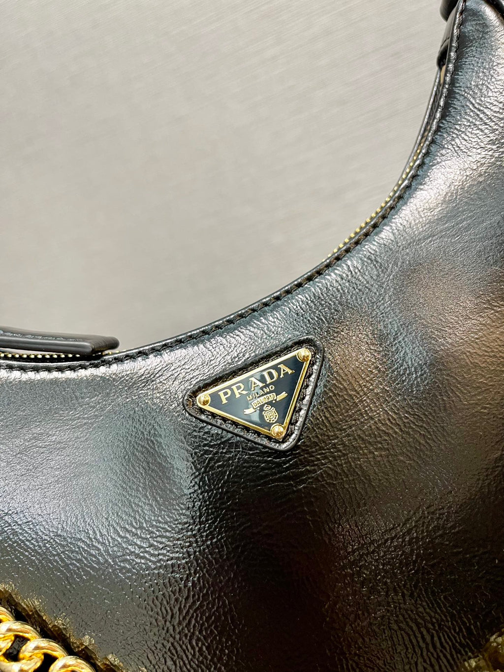 PRADA HOBO BAG 23 IN BLACK PATENT NAPPA LAMBSKIN GOLD HARDWARE