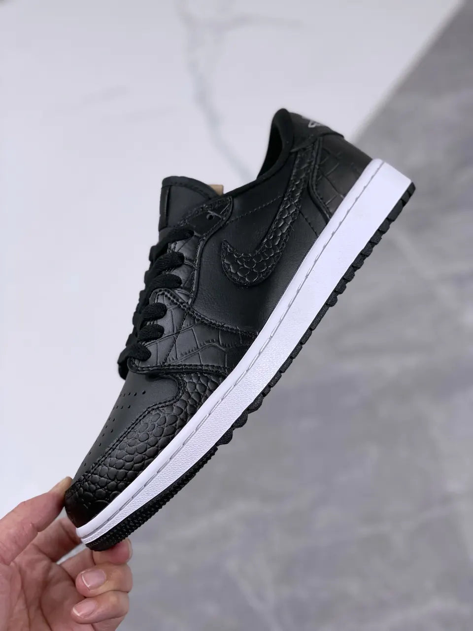 Air Jordan 1 Low Golf Black Croc - Hình 6