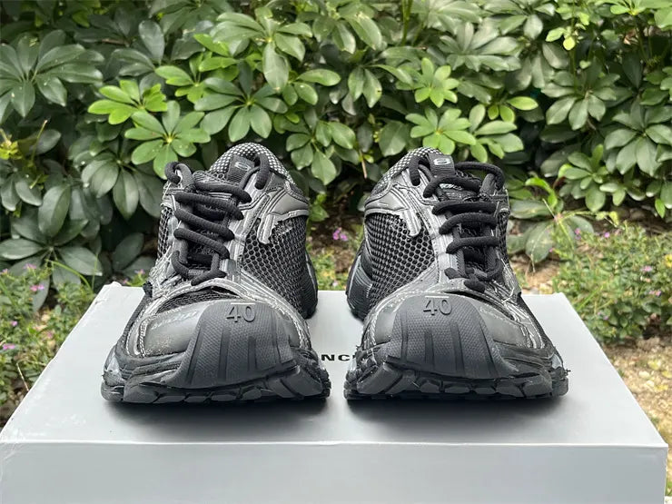 Balenciaga Black Runner - Hình 13