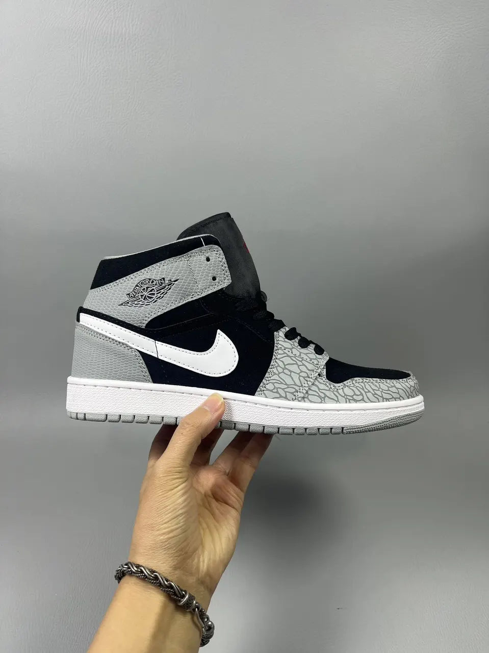 Air Jordan 1 Mid Elephant - Hình 5