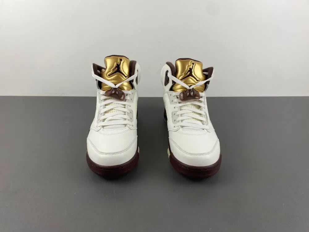 Air Jordan 5 White Burgundy - Hình 4