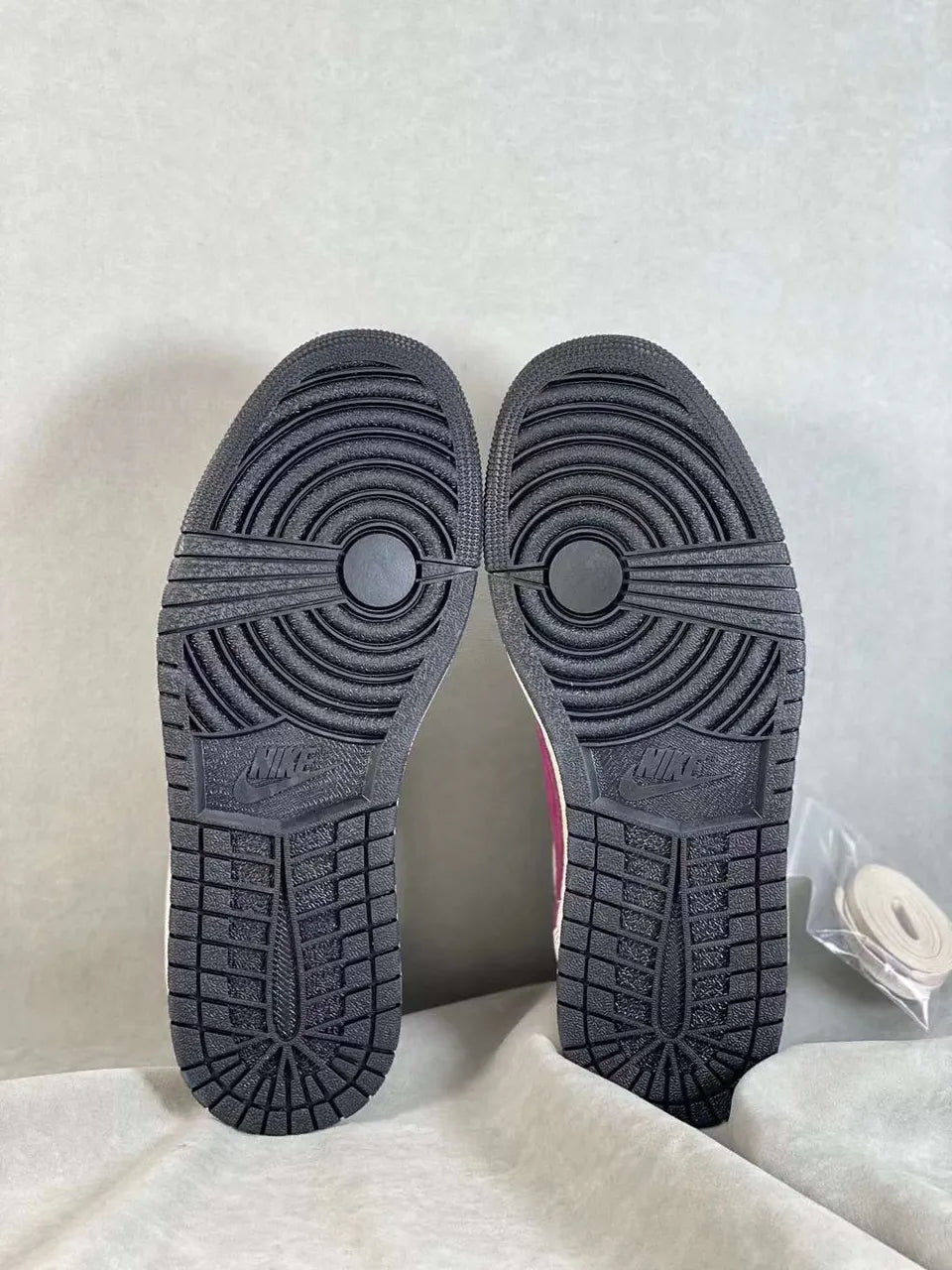 Air Jordan 1 White Plum - Hình 5