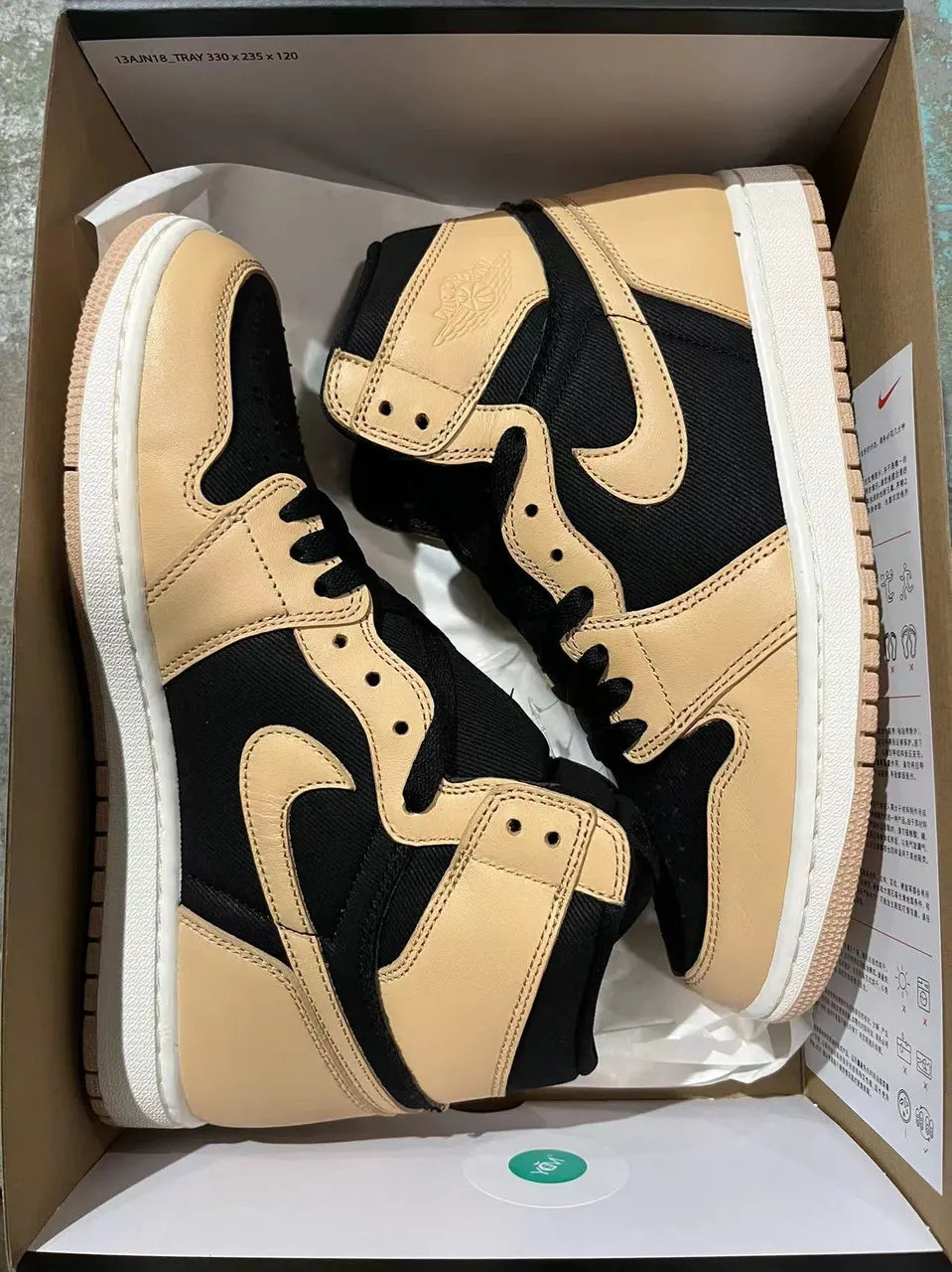 Air Jordan 1 High OG Palomino