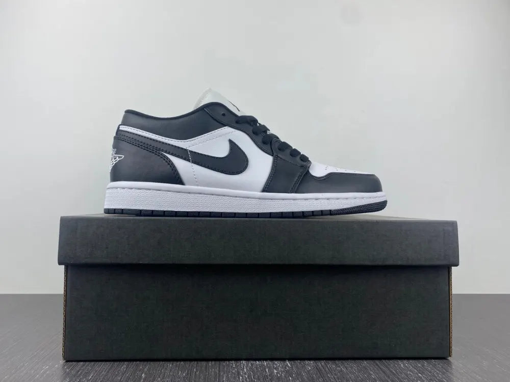 classic Air Jordan 1 Low Panda - Hình 2
