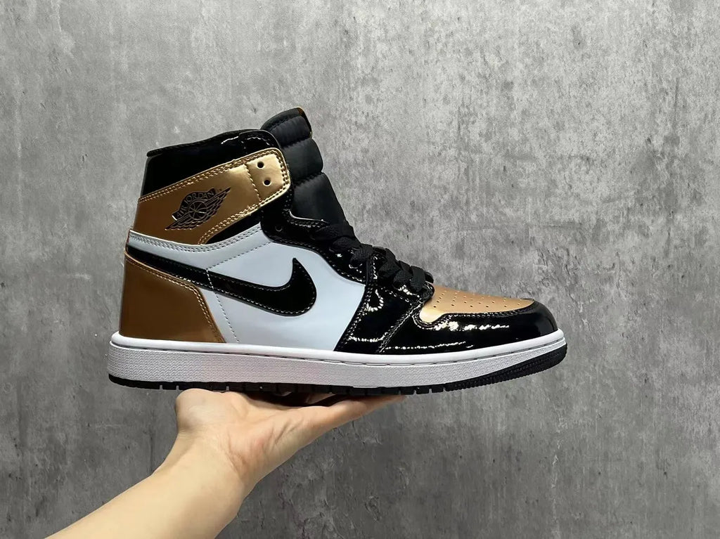 nike Air Jordan 1 Black Gold - Hình 17