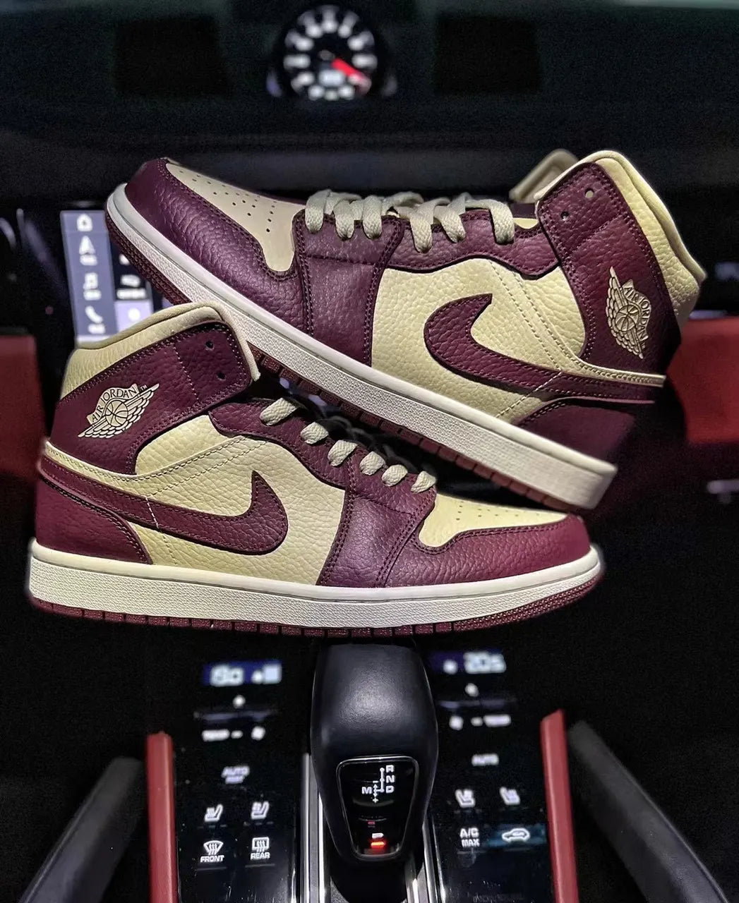 premium Air Jordan 1 Bordeaux - Hình 2