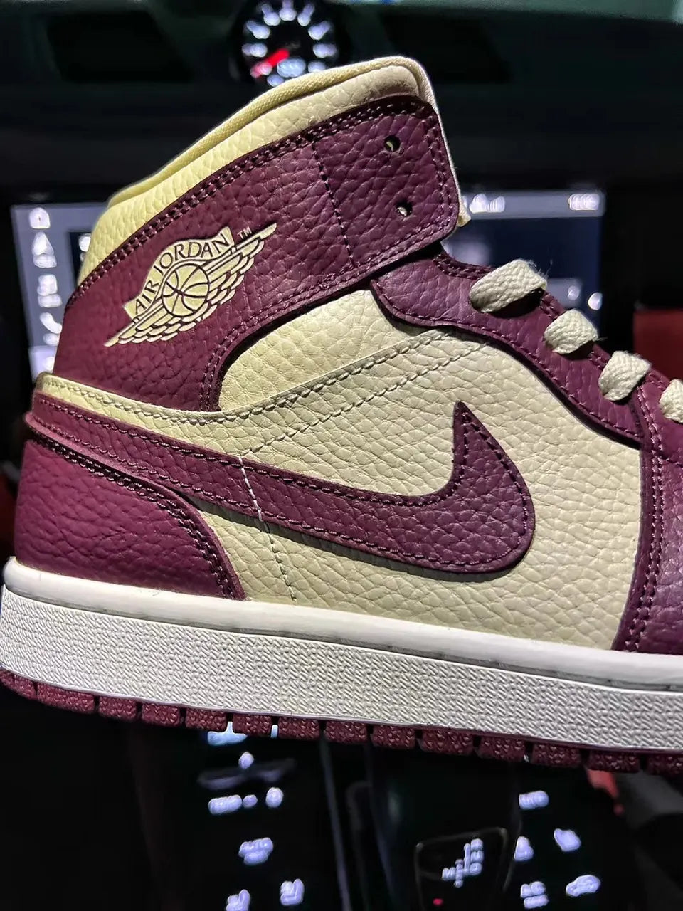 premium Air Jordan 1 Bordeaux - Hình 5