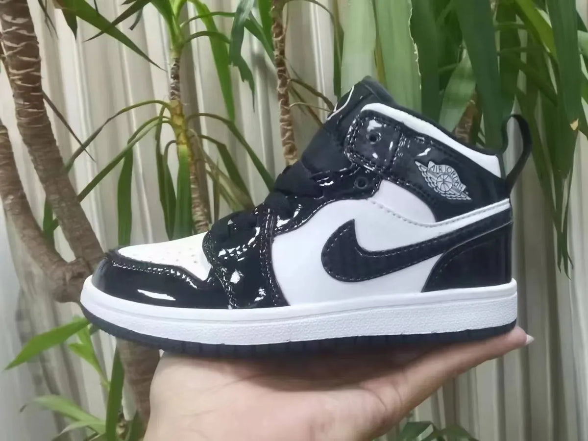 Air Jordan 1 Mid Triple White - Hình 3