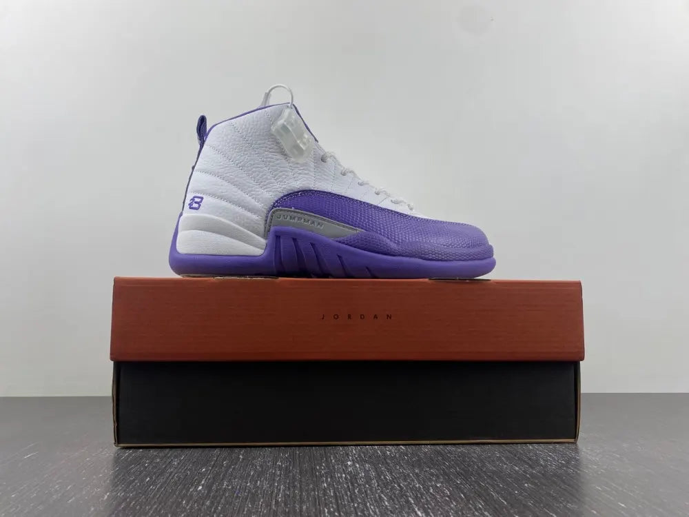 Air Jordan 12 White/Purple - Hình 8