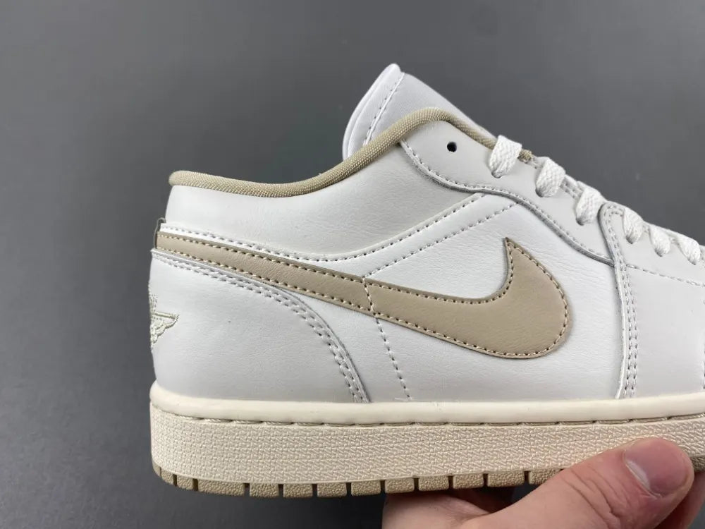 Air Jordan 1 Low White Sand - Hình 9